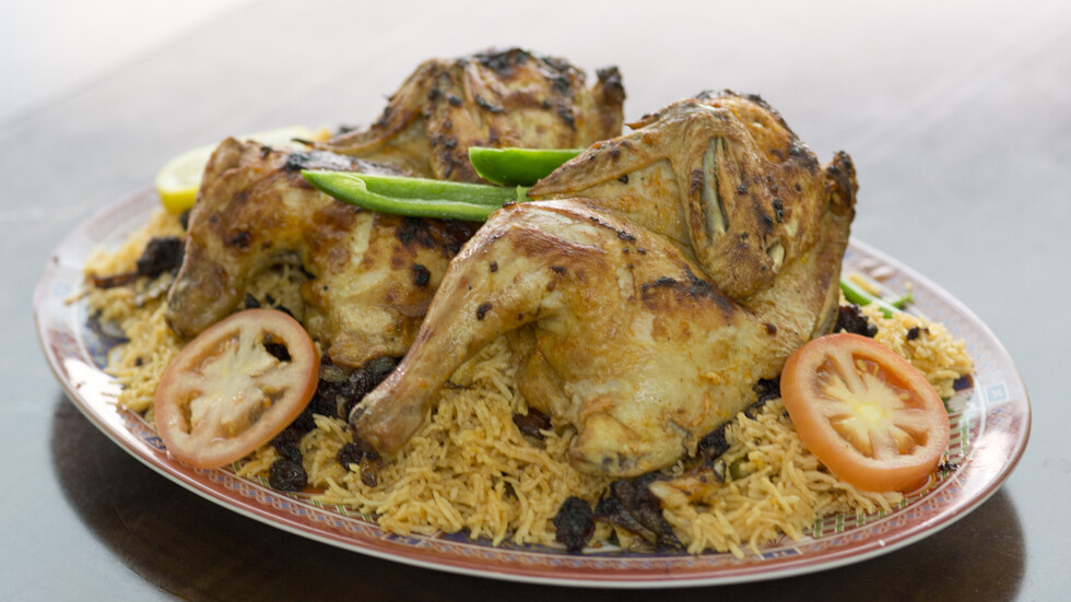 "الميزان" بدل "النفر".. في مطاعم مكة المكرمة بالسعودية