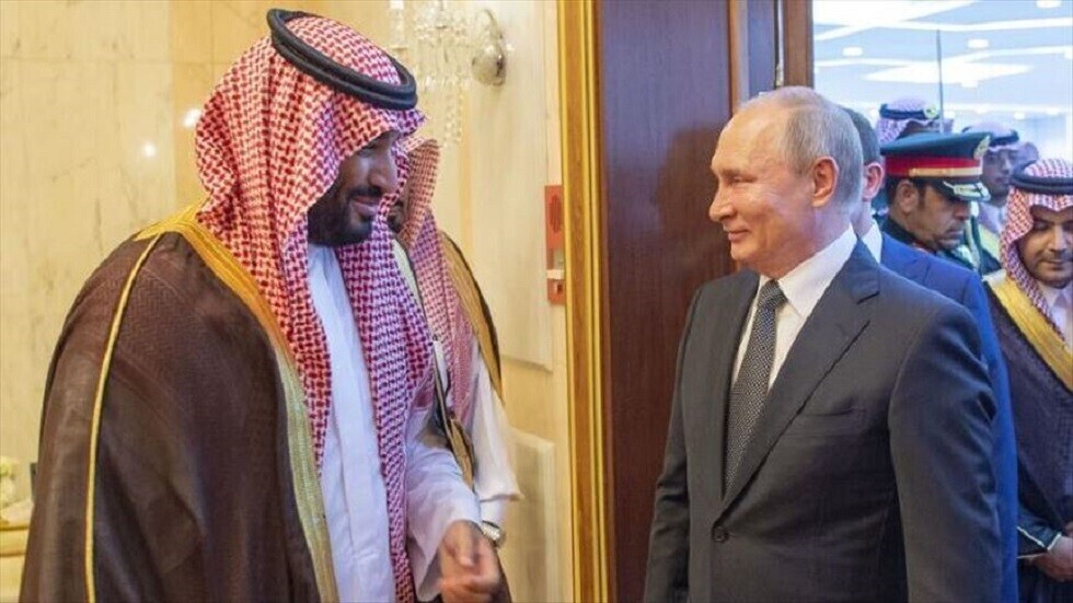 الكرملين: بوتين يبحث هاتفيا مع بن سلمان التعاون في إطار منظمة "أوبك+"