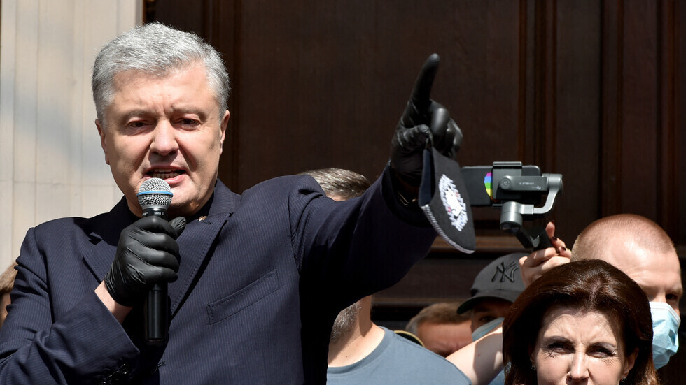 الرئيس الأوكراني السابق: اتفاقات مينسك منحت أوكرانيا الوقت لبناء جيشها