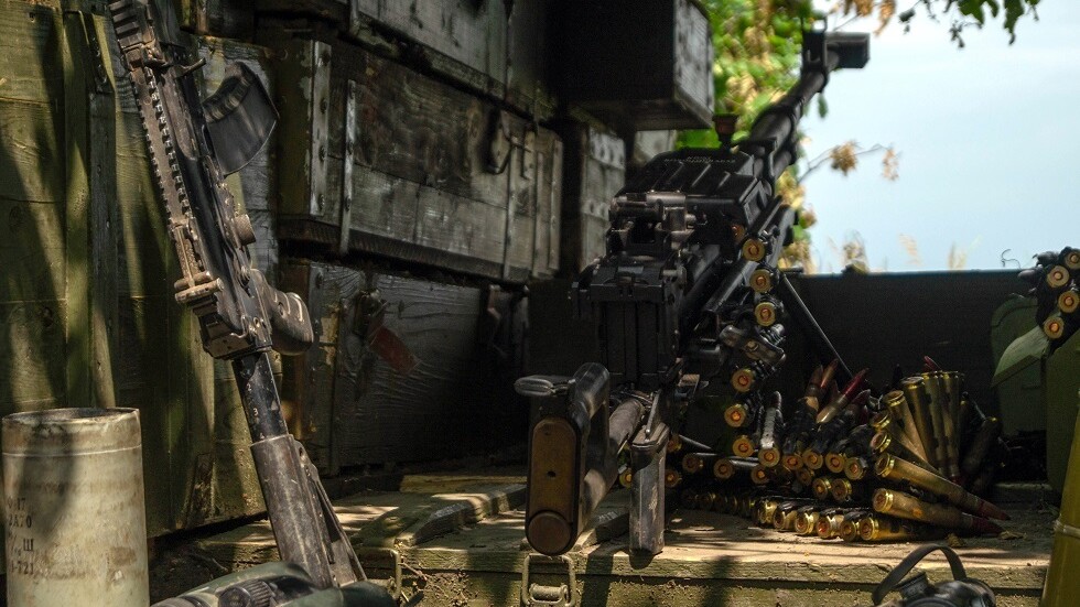 جمهورية دونيتسك: لا يوجد مدنيون في المباني الشاهقة بمدينة أوغليدار