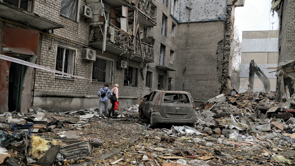 عمدة مدينة أوكرانية يقترح بناء ملاذات آمنية لنواب مجلس المدينة