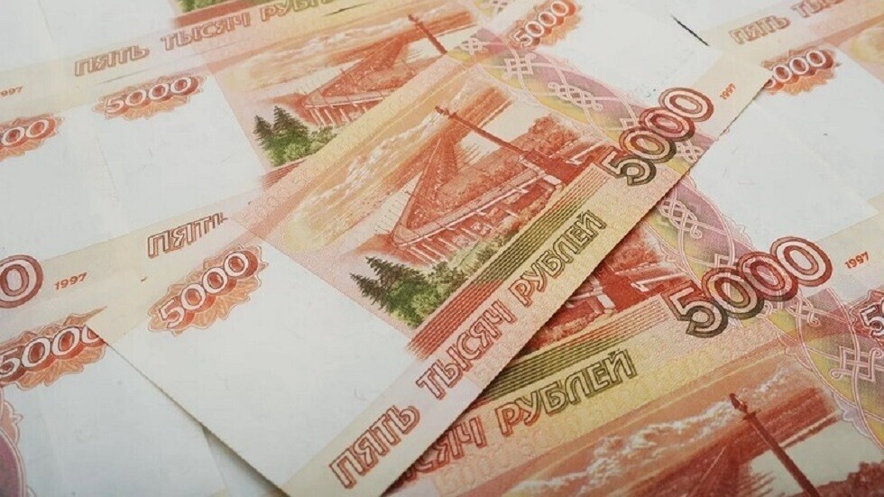 روسي يفوز بمليار روبل في اليانصيب الوطني