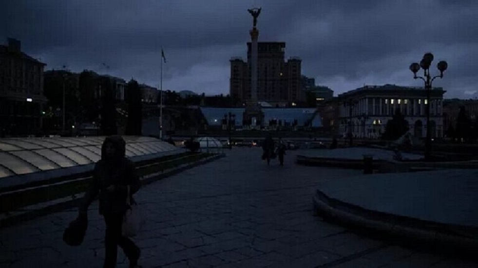 فرض قطع الكهرباء في كييف بشكل طارئ