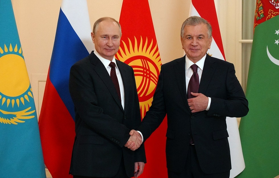 بوتين وميرضيائيف يجريان مكالمة هاتفية لبحث تعزيز التعاون بين البلدين