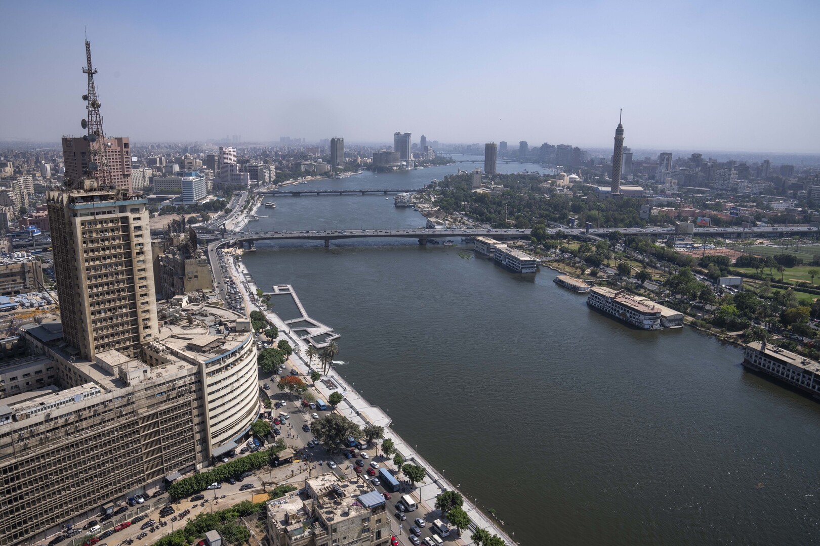 الحكومة المصرية تعلن قائمة منح للعمال خلال العام الحالي
