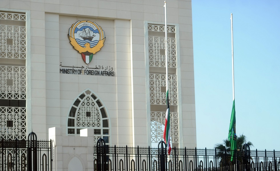 الكويت مستاءة من الاعتداء على طلبتها وتعلن عن إجراءات وتنسيق مع سفارتها