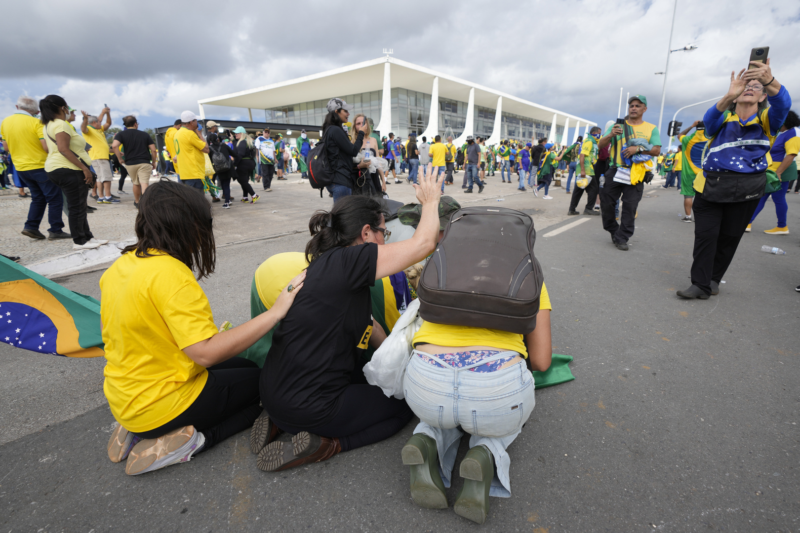 أول تعليق من بولسونارو على أعمال الشغب في برازيليا