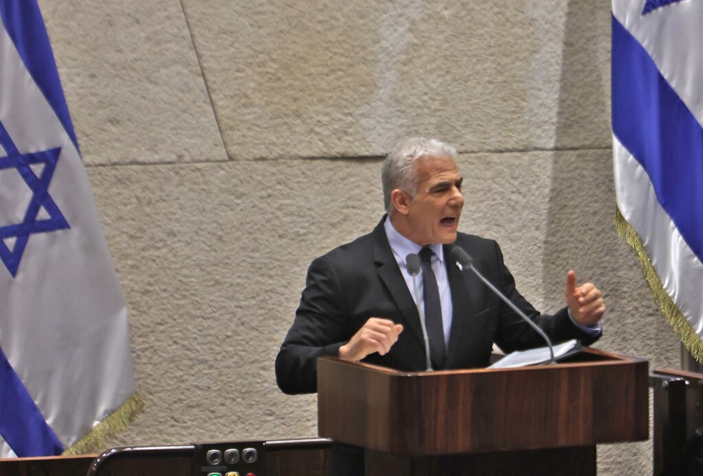 لابيد يهاجم الإصلاح القضائي الذي أعلنه وزير العدل الإسرائيلي الجديد