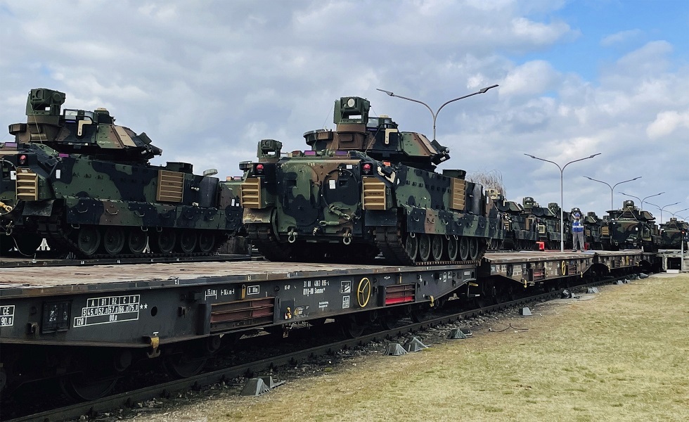البنتاغون يعلن بدء تدريب قوات كييف على استخدام عربات 