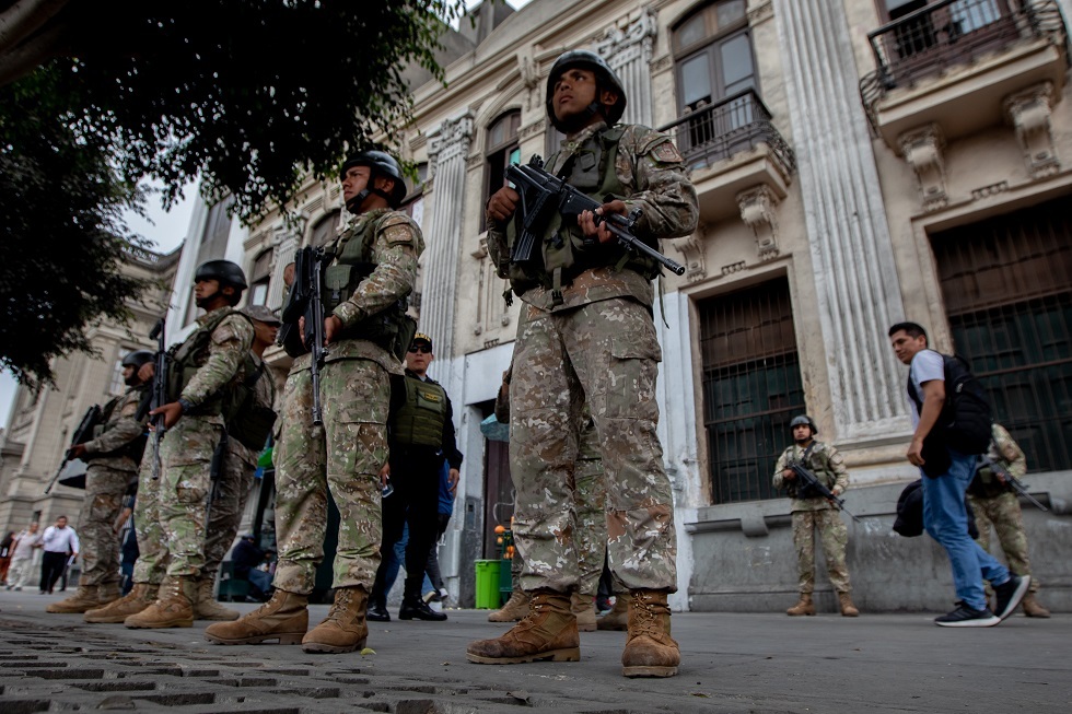 حكومة البيرو تعلن حال الطوارئ في ليما وسط استمرار التظاهرات