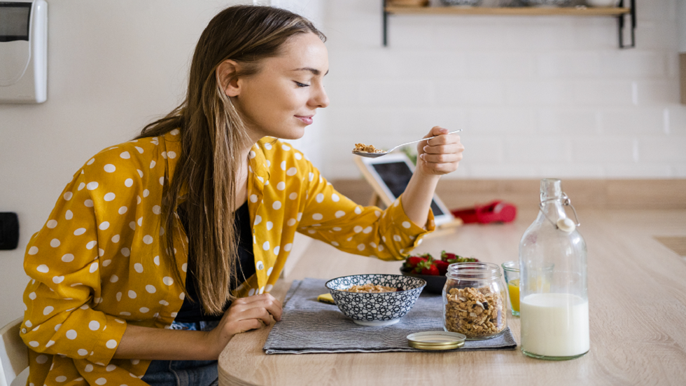 دراسة ضخمة تكشف عن 4 أنماط للأكل مرتبطة بانخفاض خطر الموت المبكر
