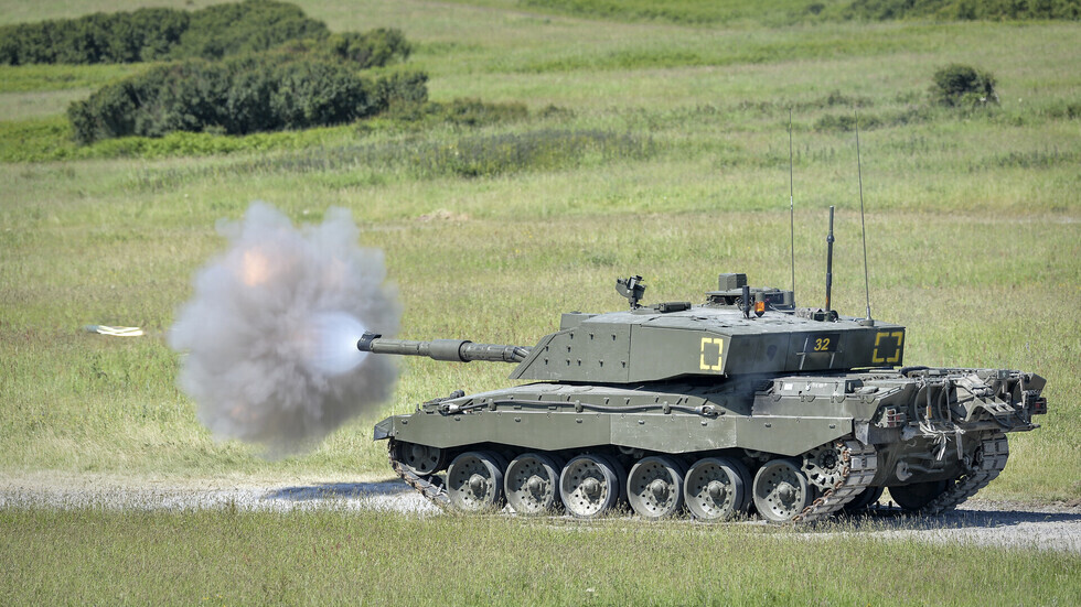 رئيس الأركان البريطاني: إرسال الدبابات إلى كييف سيضعف جيشنا