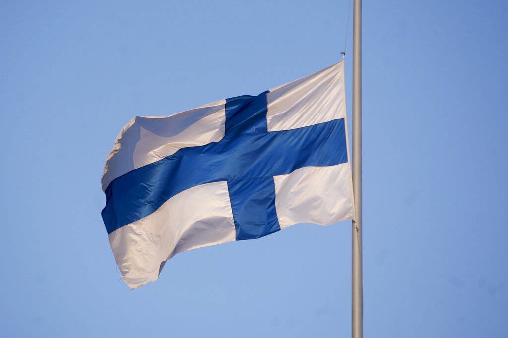فنلندا تجمد أصولا روسية