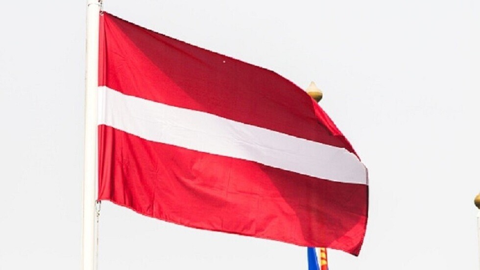 لاتفيا تعلن عزمها تقليص مستوى علاقاتها الدبلوماسية مع روسيا