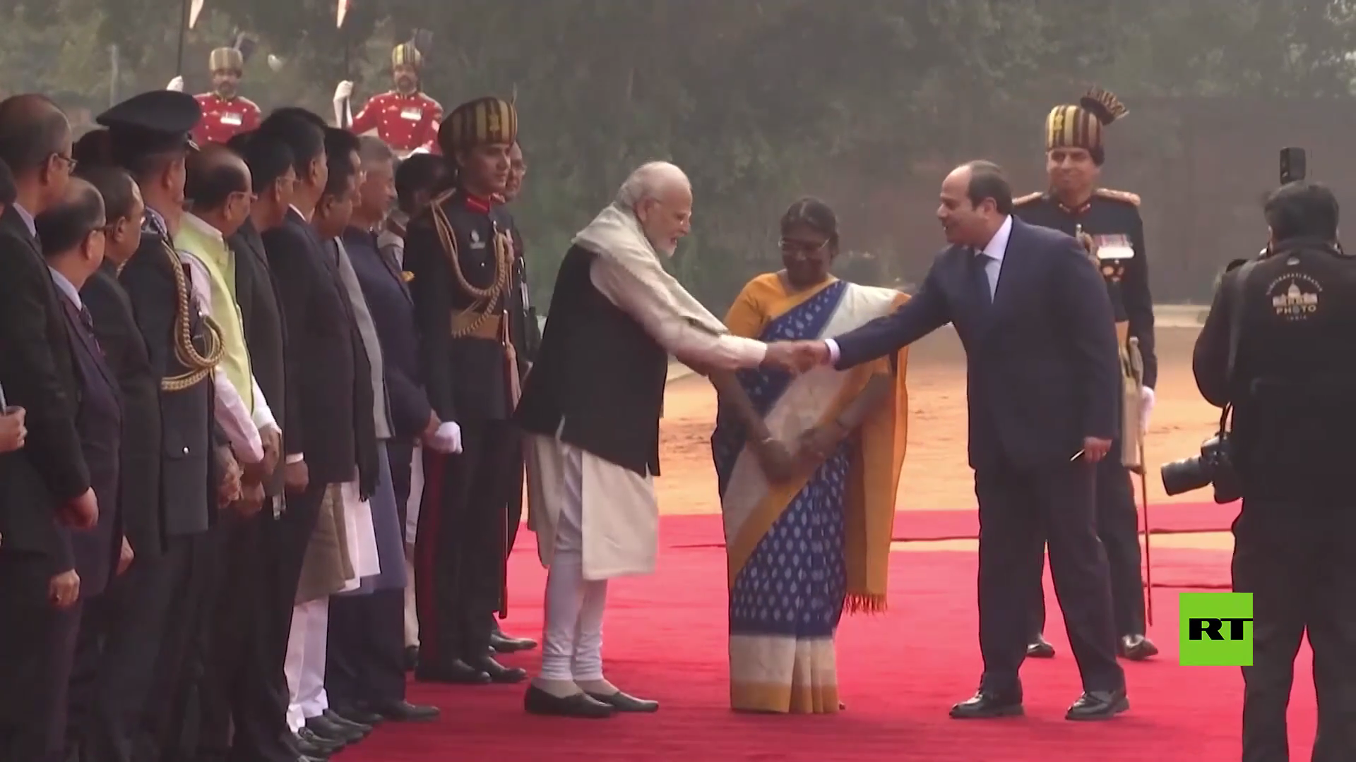 مراسم استقبال رئيس الوزراء الهندي لرئيس مصر عبدالفتاح السيسي