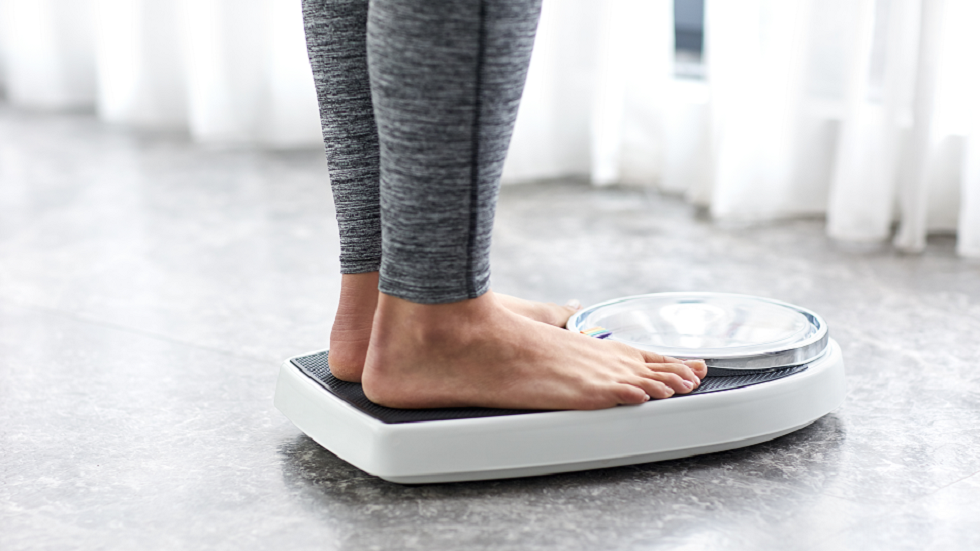 فكرة واحدة بسيطة تجعل إدارة وزنك أسهل بمرور الوقت!