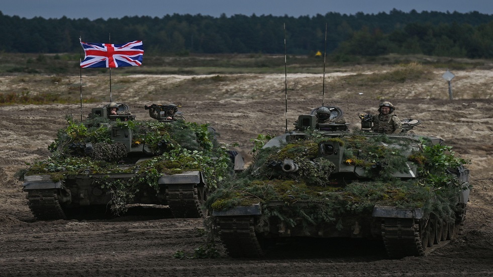 الدفاع البريطانية تبلغ كييف بموعد تسليمها دبابات تشالنجر 2
