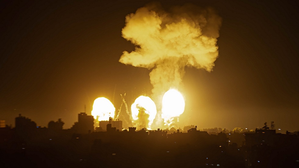 إسرائيل تشن غارات جوية على غزة