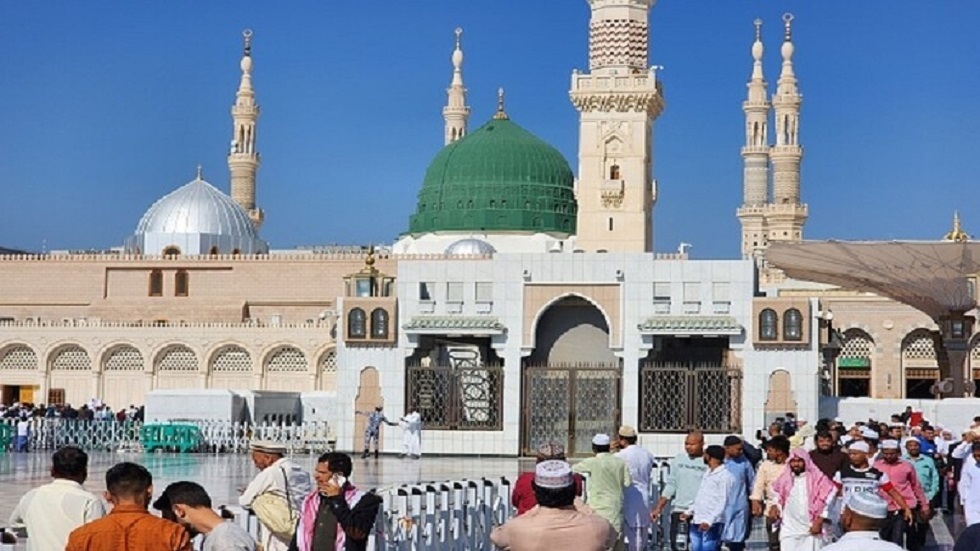 أمن المسجد النبوي يعلن ضبط شخص 
