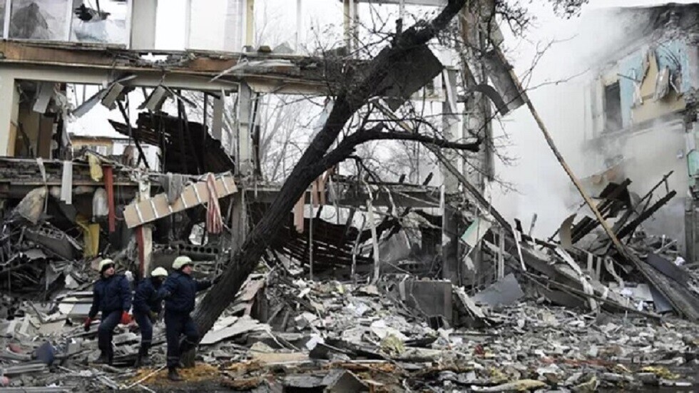مراسلنا: قوات كييف قصفت دونيتسك بـ156 صاروخا خلال اليوم الماضي