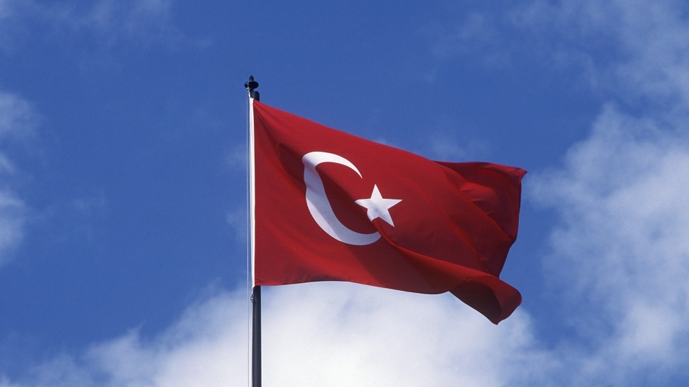خبير اقتصادي: الولايات المتحدة تضغط على تركيا لفرض عقوبات ضد روسيا
