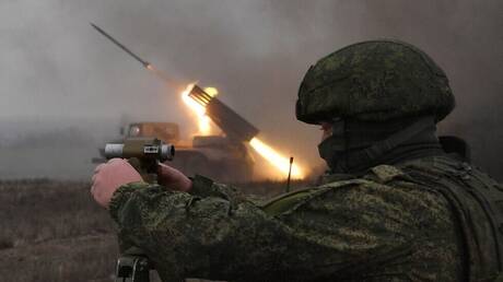الدفاع الروسية تعلن القضاء على أكثر من 250 عسكريا أوكرانيا وإسقاط مقاتلتين خلال اليوم الماضي