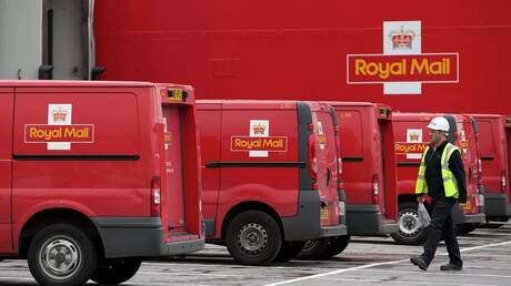 هيئة البريد البريطانية تعلن توقف خدمة إرسال الطرود بسبب 