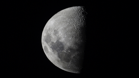 الصور الأعلى دقة لسطح القمر على الإطلاق المأخوذة من الأرض!
