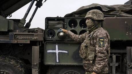 جنرال أوكراني يحذر: خسارة أرتيموفسك قد تعني تطويق قوات كييف