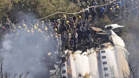 السلطات النيبالية تسلم جثامين 22 شخصا من ضحايا تحطم الطائرة المنكوبة