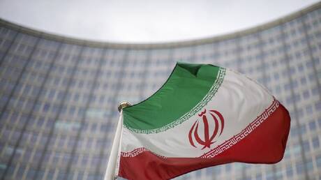 إيران.. اعتقال ألماني صوّر منشأة نفطية
