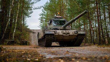 وسائل إعلام: البنتاغون سيضغط على وزير الدفاع الألماني الجديد فيما يخص مسألة توريد الدبابات إلى كييف