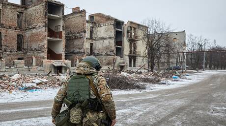جندي أوكراني أسير يؤكد: صور القتلى تعود لقواتنا وليست للجنود الروس (فيديو)