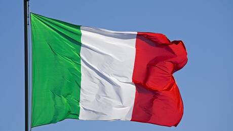 وزير الدفاع الإيطالي يعتقد بضرورة انفتاح أوروبا على المجتمع المدني في روسيا