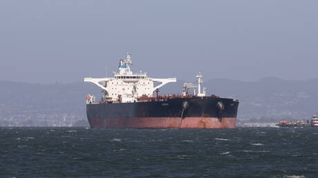 الكويت تصدر أولى شحنات  الديزل من مصفاة ميناء الأحمدي إلى أوروبا
