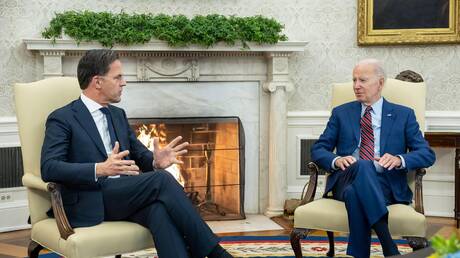 رئيس وزراء هولندا يبحث مع بايدن توريدات الأسلحة لأوكرانيا