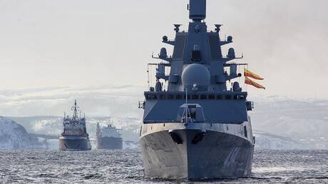 الأسطول الشمالي الروسي ينقذ فرنسيا في المحيط الأطلسي