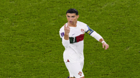 لاعب كرة قدم واحد أغنى من رونالدو.. ثروته أكثر بـ12 مرة مما سيجنيه