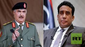 مصدر: رئيس المجلس الرئاسي الليبي محمد المنفي يلتقي القائد العام للجيش خليفة حفتر في مصر