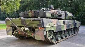 بريطانيا: من غير المناسب إمداد أوكرانيا بطائرات حربية في الوقت الحالي 6 السفير الأوكراني في لندن يطالب الحلفاء الغربيين بآلاف الدبابات