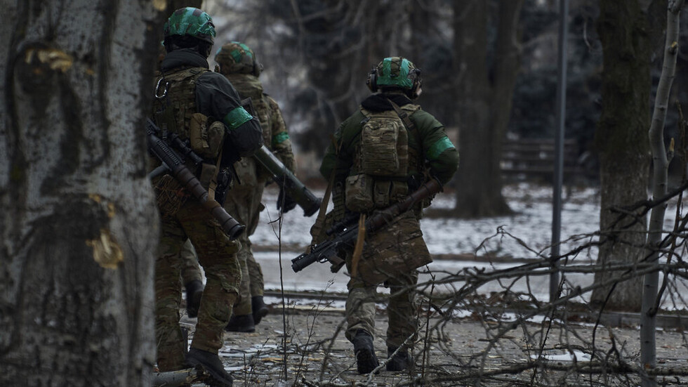 خيرسون تكشف عن حالات انشقاق في صفوف العسكريين الأوكرانيين وانضمام إلى الجانب الروسي