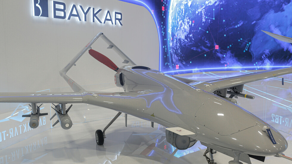 "الفساد انتصر".. تركيا تتخلى عن بناء مصنع مسيرات "بيرقدار" في أوكرانيا بعد طلب "وقح"