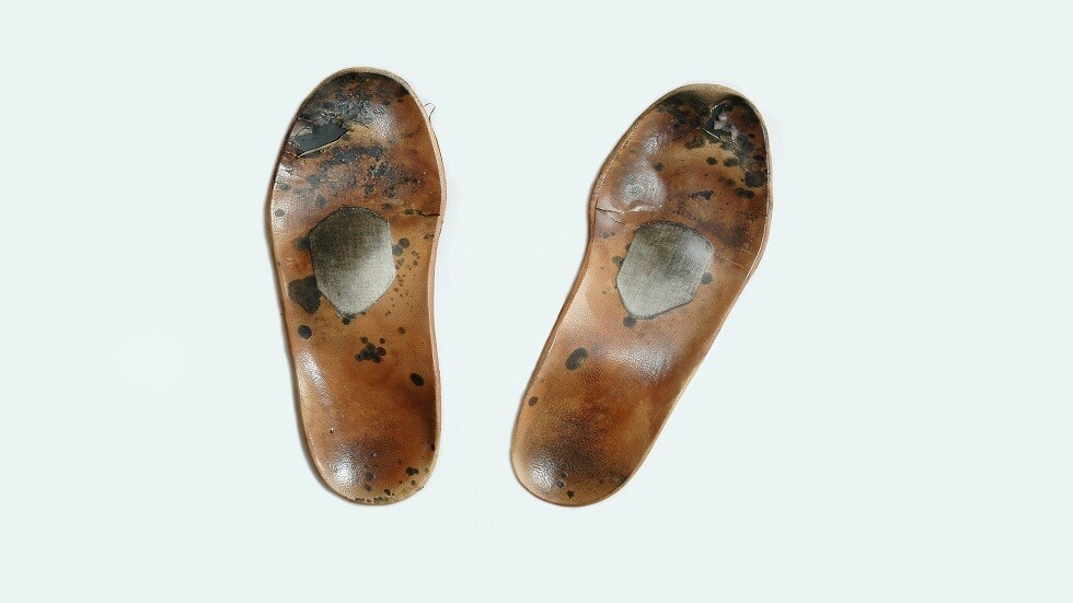 طلاب روس يبتكرون نعلا "ذكيا"