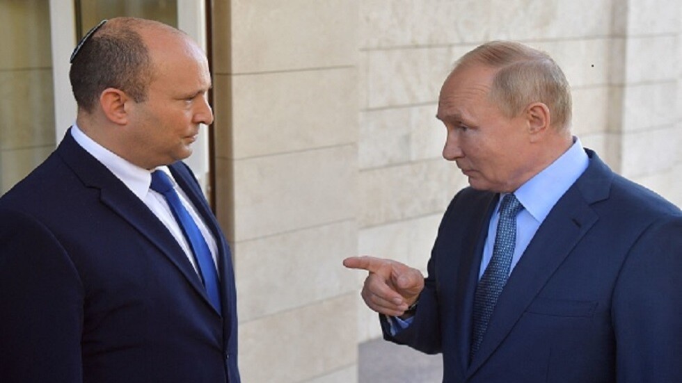 رئيس الوزراء الإسرائيلي السابق يتحدث عن زيلينسكي اليهودي الكوميدي ورد بوتين على النازيين الجدد