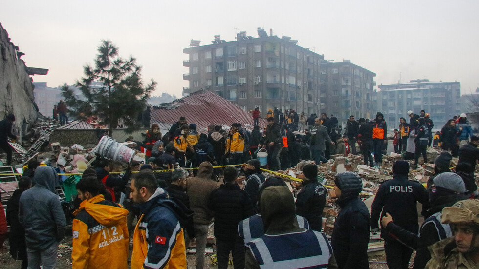 ماسك يعرض المساعدة على تركيا