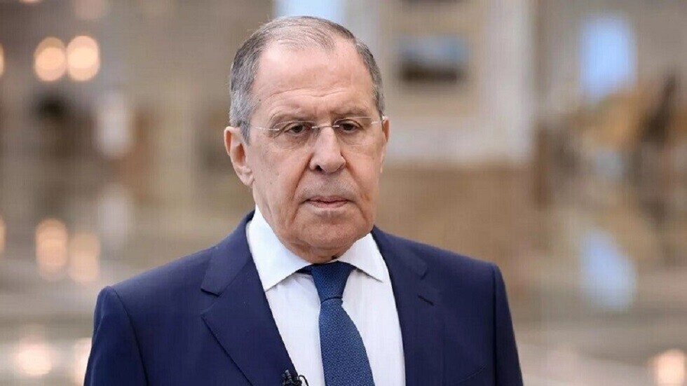 لافروف: بوريل لا يستطيع إخفاء الطبيعة العنصرية في رؤيته للعالم