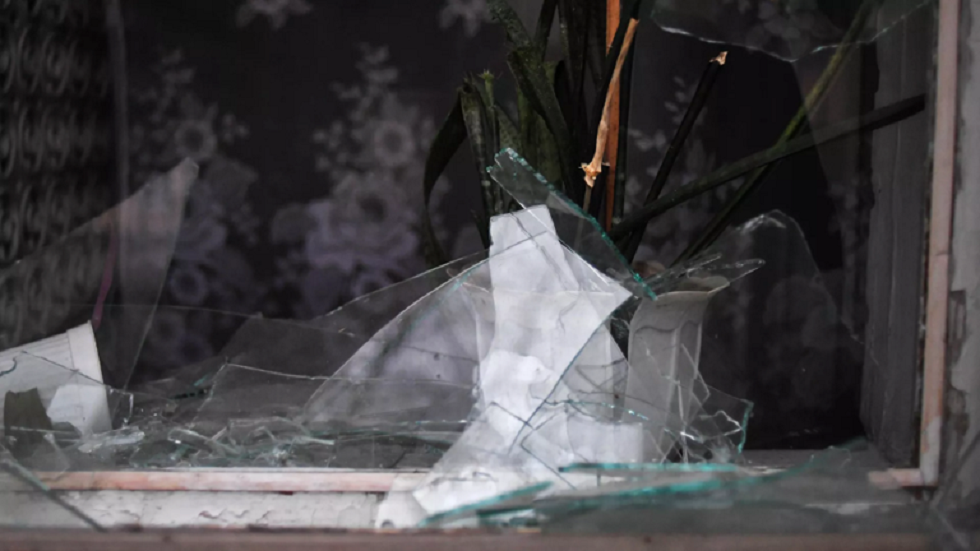 قوات كييف تستهدف بلدة بوكروفسكوي في دونيتسك بـ 6 صواريخ هيمارس