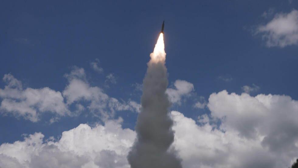 تايوان تختبر صاروخا مجنحا يبلغ مداه نحو 1.2 ألف كلم