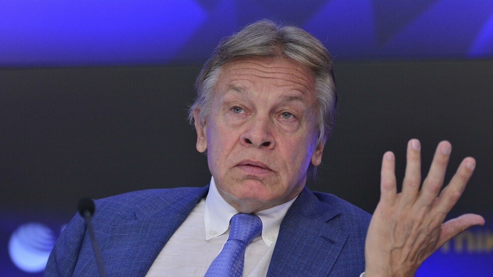 عضو بمجلس الاتحاد الروسي: هناك تناقض عميق في السياسة الأمريكية