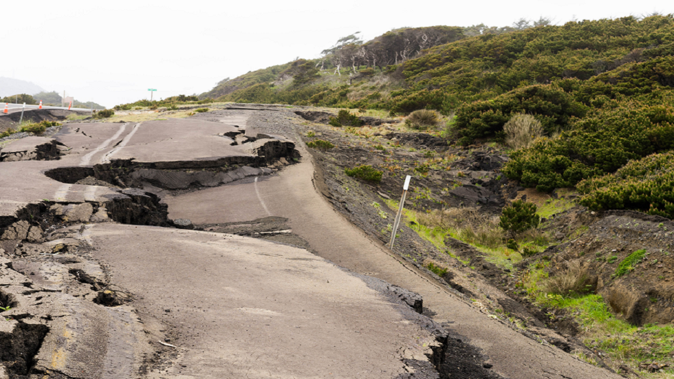 كم مترا تحركت تركيا على وقع الزلزال المدمر؟